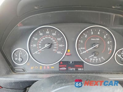 Zdjęcie 9 z 12 samochodu: 2012 BMW 328 I VIN:WBA3A5C59CF343175 - miniatura