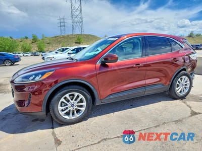 2021 FORD ESCAPE SE 1FMCU0G60MUA67848 - główne zdjęcie licytacji z USA - miniatura