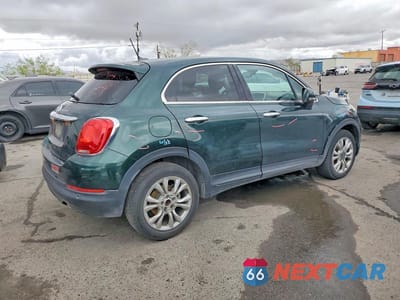 Trzecie zdjęcie samochodu z tyłu: 2016 FIAT 500X LOUNGE VIN:ZFBCFXDTXGP342374 - miniatura