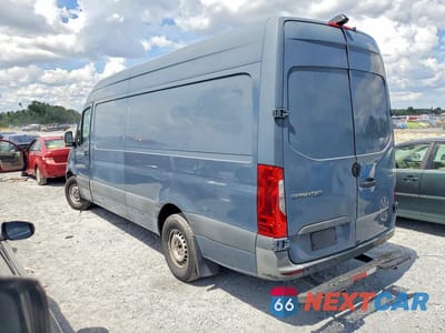 Drugie zdjęcie samochodu z przodu: 2019 MERCEDES BENZ SPRINTER 2500 DELIVERY VAN VIN:WD4PF1CD3KP151609 - miniatura