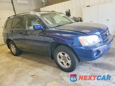 Czwarte zdjęcie samochodu z boku: 2003 TOYOTA HIGHLANDER BASE VIN:JTEGD21A730059911 - miniatura