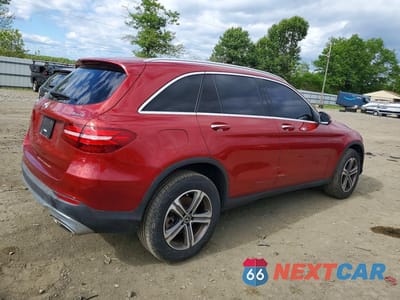 Trzecie zdjęcie samochodu z tyłu: 2019 MERCEDES-BENZ GLC 300 4MATIC VIN:WDC0G4KB7KF637334 - miniatura