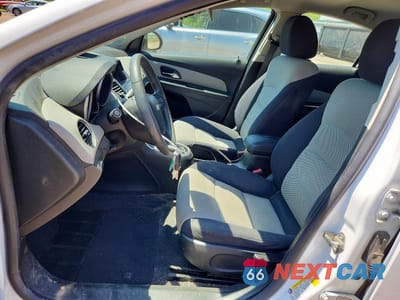 Zdjęcie 7 z 13 samochodu: 2012 CHEVROLET CRUZE LS VIN:1G1PC5SH4C7395617 - miniatura