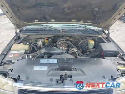 Zdjęcie 11 z 12 samochodu: 2002 GMC NEW SIERRA K1500 VIN:2GTEK19T521249873 - miniatura
