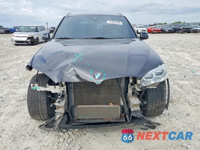 Piąte zdjęcie samochodu w środku: 2017 BMW X5 XDRIVE35I VIN:5UXKR0C32H0V82083 - miniatura