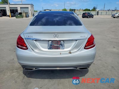 Zdjęcie 6 z 13 samochodu: 2016 MERCEDES-BENZ C 300 4MATIC VIN:55SWF4KB8GU172432 - miniatura