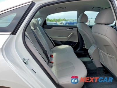 Zdjęcie 10 z 12 samochodu: 2019 HYUNDAI SONATA SE VIN:5NPE24AF8KH782354 - miniatura