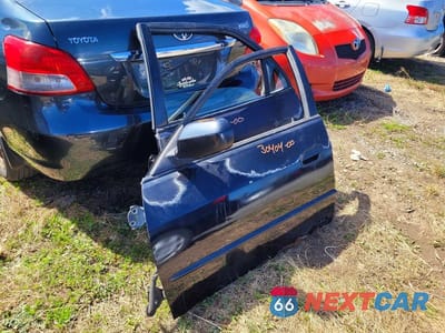 Zdjęcie 12 z 12 samochodu: 2000 HONDA ACCORD DX VIN:1HGCF8643YA805664 - miniatura