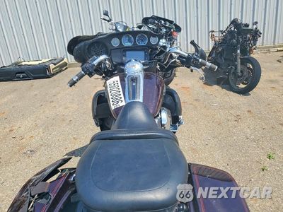 Zdjęcie 6 z 8 samochodu: 2014 HARLEY-DAVIDSON FLHTCU ULTRA CLASSIC ELECTRA GLIDE VIN:1HD1FCM17EB616084 - miniatura