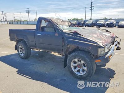 Czwarte zdjęcie samochodu z boku: 1988 TOYOTA PICKUP RN63 STD VIN:JT4RN63A0J5043421 - miniatura
