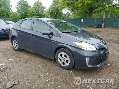 Czwarte zdjęcie samochodu z boku: 2013 TOYOTA PRIUS FOUR VIN:JTDKN3DU3D1716660 - miniatura
