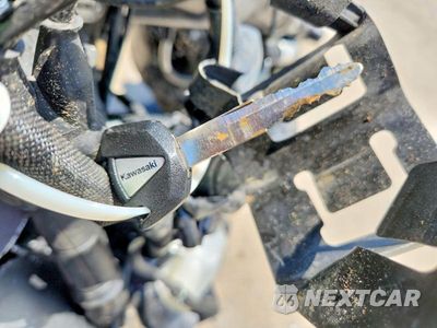 Zdjęcie 8 z 10 samochodu: 2020 KAWASAKI ZX1002 VIN:JKBZXVE11LA004743 - miniatura