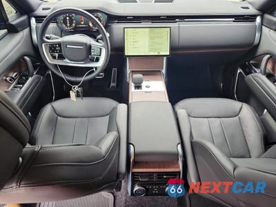 Zdjęcie 8 z 12 samochodu: 2025 LAND ROVER RANGEROVER VIN:SALKPBE91SA302734 - miniatura