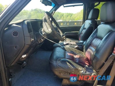 Zdjęcie 7 z 11 samochodu: 1996 CHEVROLET TAHOE K1500 VIN:1GNEK13R4TJ415764 - miniatura