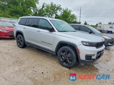 Czwarte zdjęcie samochodu z boku: 2025 JEEP GRAND CHEROKEE L LIMITED VIN:1C4RJKBG1S8654844 - miniatura