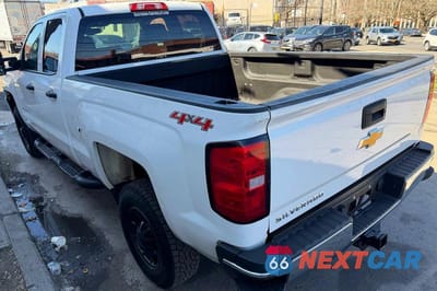 Trzecie zdjęcie samochodu z tyłu: 2016 CHEVROLET SILVERADO K2500 HEAVY DUTY VIN:1GC2KUEG8GZ103107 - miniatura