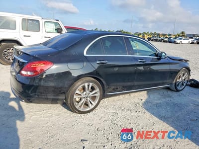 Trzecie zdjęcie samochodu z tyłu: 2018 MERCEDES-BENZ C 300 VIN:WDDWF4JB4JR326127 - miniatura