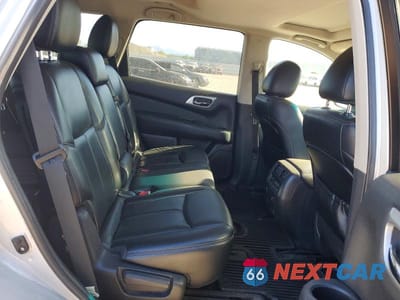 Zdjęcie 10 z 12 samochodu: 2015 NISSAN PATHFINDER SL VIN:5N1AR2MN1FC654696 - miniatura