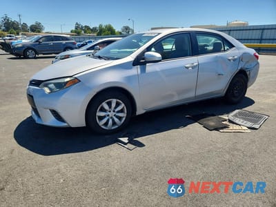 2015 TOYOTA COROLLA LE 5YFBURHE2FP214651 - główne zdjęcie licytacji z USA - miniatura