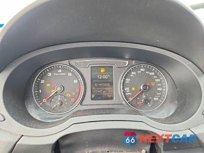 Zdjęcie 9 z 12 samochodu: 2017 AUDI Q3 PREMIUM VIN:WA1BCCFS1HR016560 - miniatura