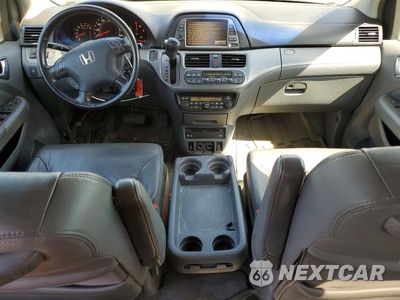 Zdjęcie 8 z 12 samochodu: 2006 HONDA ODYSSEY EXL VIN:5FNRL38786B455397 - miniatura