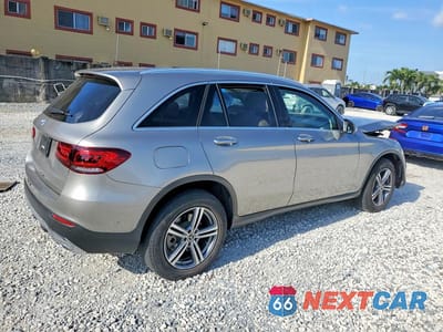 Trzecie zdjęcie samochodu z tyłu: 2021 MERCEDES-BENZ GLC 300 VIN:W1N0G8DB3MV269102 - miniatura