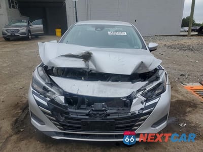 Piąte zdjęcie samochodu w środku: 2025 NISSAN VERSA SV VIN:3N1CN8EV5SL847106 - miniatura