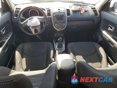 Zdjęcie 8 z 12 samochodu: 2013 KIA SOUL + VIN:KNDJT2A60D7511814 - miniatura