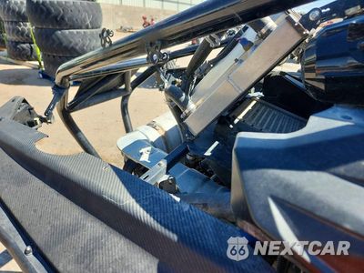 Zdjęcie 6 z 10 samochodu: 2017 CAN-AM MAVERICK X3 UTILITY VEHICLE VIN:3JBVXAW20HK001849 - miniatura