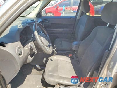 Zdjęcie 7 z 12 samochodu: 2013 JEEP PATRIOT LATITUDE VIN:1C4NJPFA4DD116506 - miniatura