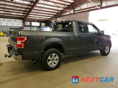 Trzecie zdjęcie samochodu z tyłu: 2019 FORD F150 SUPER CAB VIN:1FTEX1EP1KKC57303 - miniatura