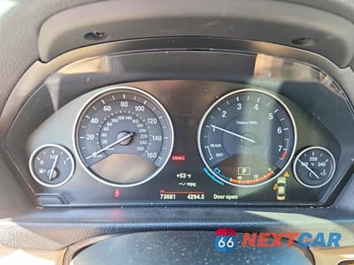 Zdjęcie 9 z 12 samochodu: 2016 BMW 320 XI VIN:WBA8E5G58GNU19274 - miniatura