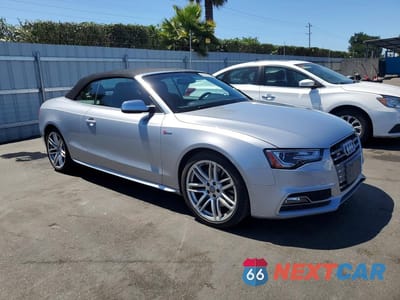 Czwarte zdjęcie samochodu z boku: 2015 AUDI S5 PREMIUM PLUS VIN:WAUCGAFH3FN002927 - miniatura