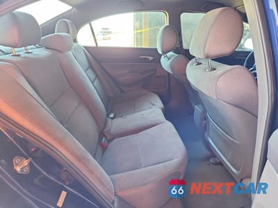 Zdjęcie 10 z 12 samochodu: 2007 HONDA CIVIC LX VIN:JHMFA16597S000205 - miniatura