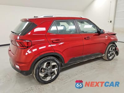 Trzecie zdjęcie samochodu z tyłu: 2024 HYUNDAI VENUE SEL VIN:KMHRC8A35RU333902 - miniatura