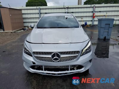 Piąte zdjęcie samochodu w środku: 2019 MERCEDES-BENZ CLA 250 VIN:WDDSJ4EB6KN753731 - miniatura
