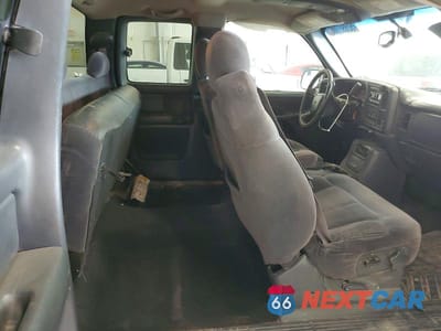 Zdjęcie 10 z 12 samochodu: 2002 CHEVROLET SILVERADO K1500 VIN:2GCEK19T621256380 - miniatura