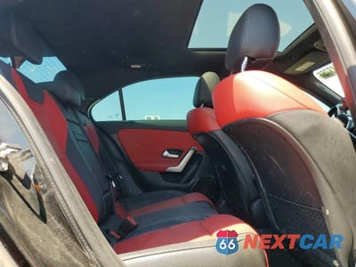 Zdjęcie 10 z 12 samochodu: 2021 MERCEDES-BENZ A 35 AMG VIN:W1K3G5BB8MJ321245 - miniatura