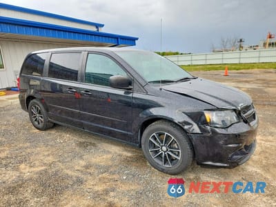 Czwarte zdjęcie samochodu z boku: 2015 DODGE GRAND CARAVAN SE VIN:2C4RDGBG4FR651046 - miniatura