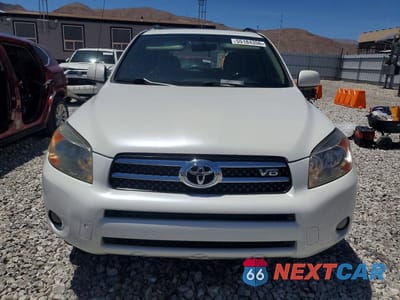 Piąte zdjęcie samochodu w środku: 2008 TOYOTA RAV4 LIMITED VIN:JTMBK31V185061757 - miniatura