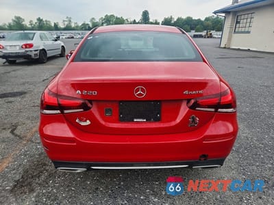 Zdjęcie 6 z 12 samochodu: 2019 MERCEDES-BENZ A 220 4MATIC VIN:WDD3G4FB2KW024346 - miniatura