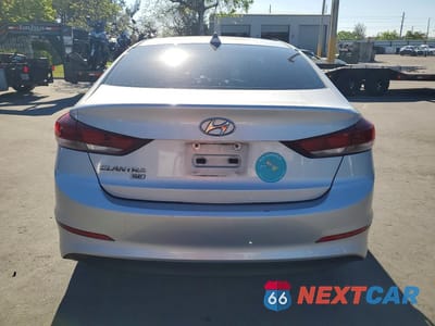 Zdjęcie 6 z 12 samochodu: 2017 HYUNDAI ELANTRA SE VIN:KMHD74LF3HU357922 - miniatura