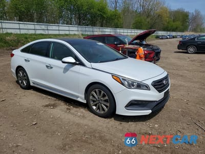 Czwarte zdjęcie samochodu z boku: 2016 HYUNDAI SONATA LIMITED VIN:5NPE34AF7GH283145 - miniatura