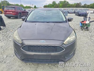Piąte zdjęcie samochodu w środku: 2016 FORD FOCUS SE VIN:1FADP3F29GL249452 - miniatura