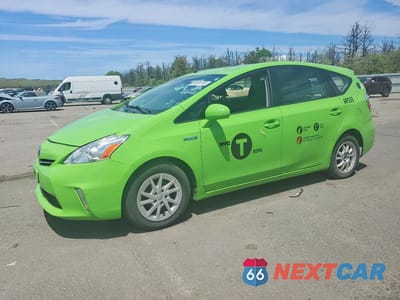 2013 TOYOTA PRIUS V JTDZN3EU4D3213737 - główne zdjęcie licytacji z USA - miniatura