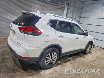 Trzecie zdjęcie samochodu z tyłu: 2019 NISSAN ROGUE SV VIN:KNMAT2MV8KP511561 - miniatura