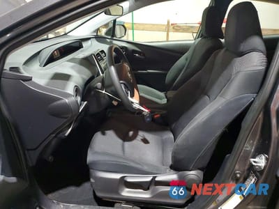 Zdjęcie 7 z 13 samochodu: 2017 TOYOTA PRIUS TWO VIN:JTDKBRFU5H3041848 - miniatura