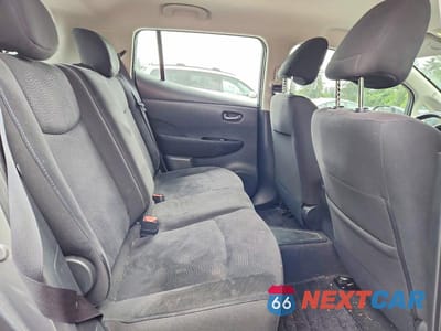 Zdjęcie 10 z 12 samochodu: 2015 NISSAN LEAF SV VIN:1N4AZ0CP8FC310428 - miniatura