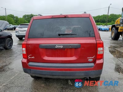 Zdjęcie 6 z 13 samochodu: 2016 JEEP PATRIOT SPORT VIN:1C4NJPBA4GD719899 - miniatura