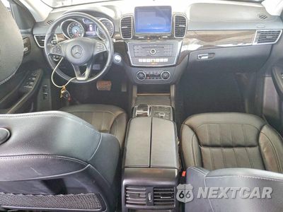 Zdjęcie 8 z 12 samochodu: 2017 MERCEDES-BENZ GLS 450 4MATIC VIN:4JGDF6EE3HA894763 - miniatura